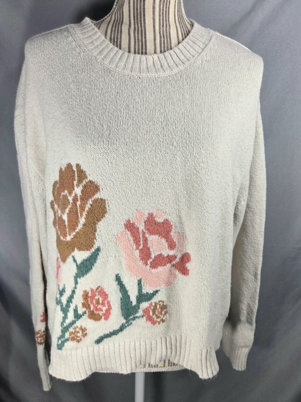 American Eagle White w/Multi Floral Knit Long Sleeve Sweater Size XLarge